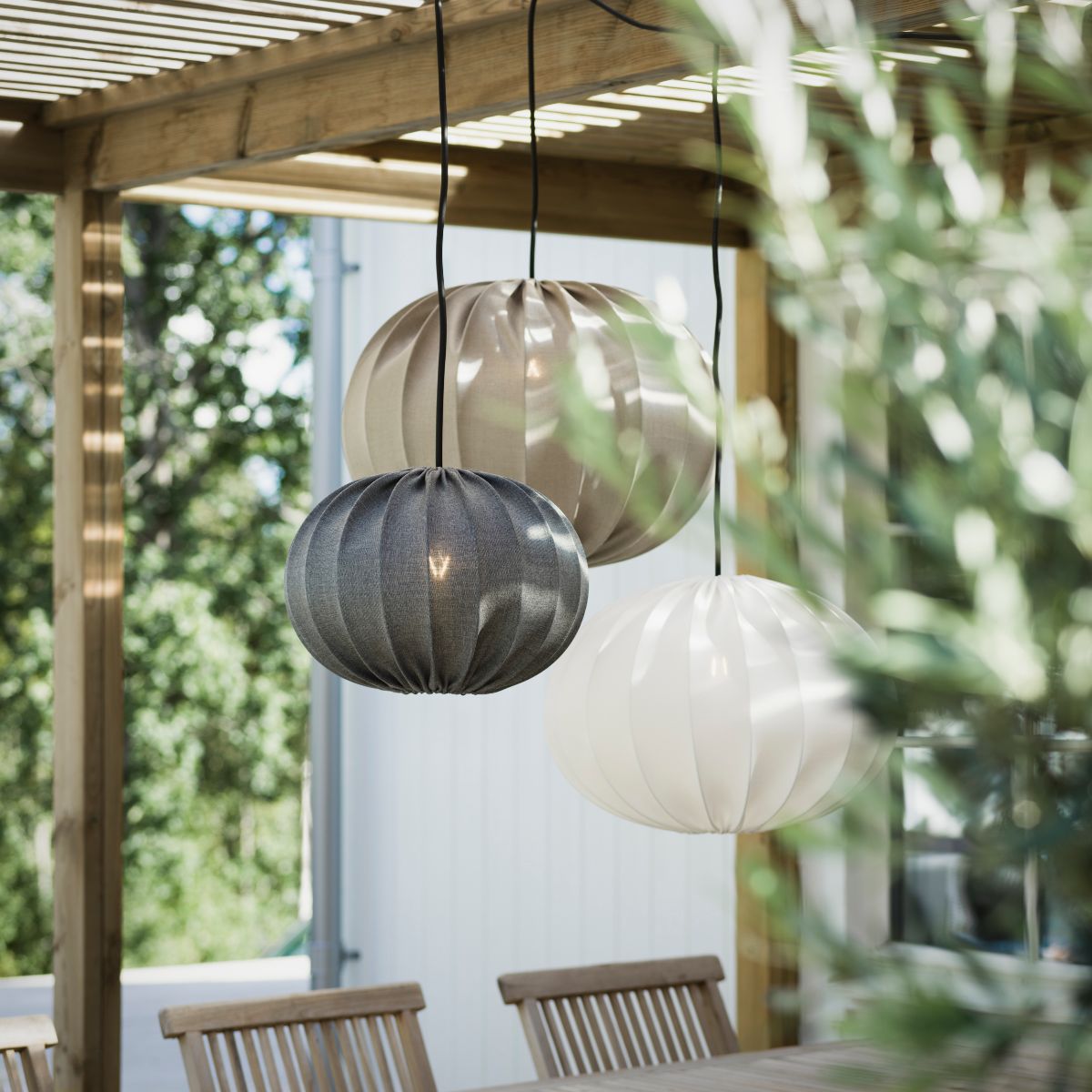 Hilma Exterior Pendant Light